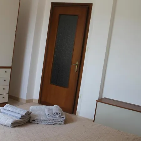 Galana E Pepaustina - Ospedali, Mare, Università Sassari